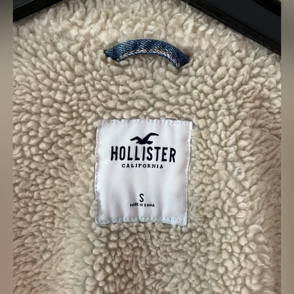 Hollister Sherpa lined denim jacket size S - Picture 3 of 4